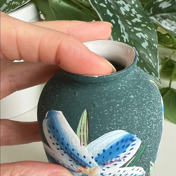 Vintage Hand Painted Floral Bud Vase - Picture 9 of 12